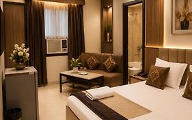 Hotel Maharaja Continental - 5 Mints Walk From New Delhi Railways Station